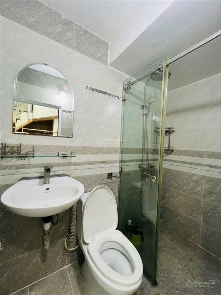 Cần bán gấp nhà đường bùi đình tuý, bình thạnh gần chợ bà chiểu, dt 52m2, sổ hồng riêng