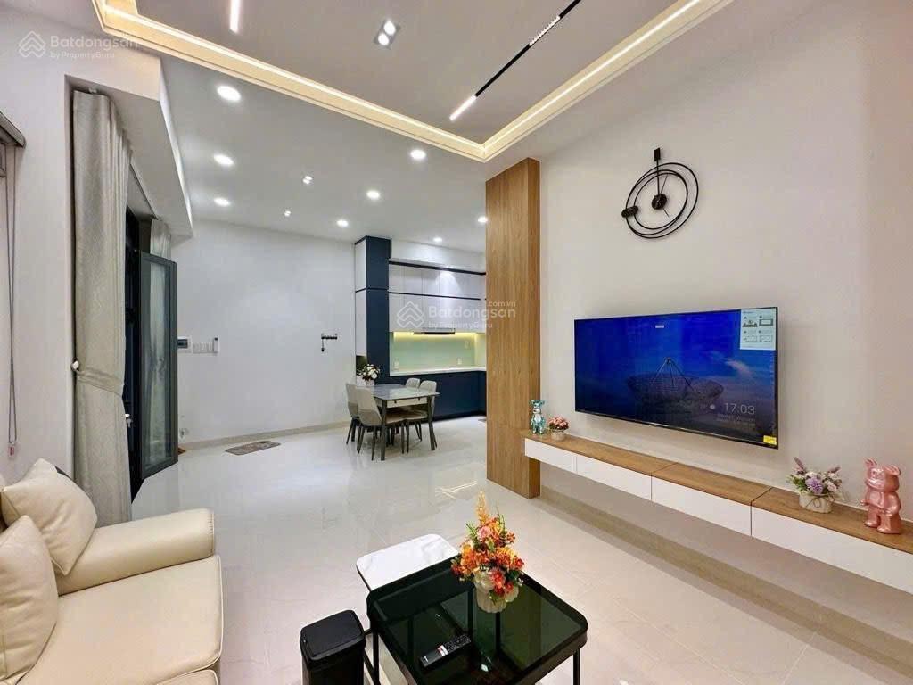 Cần bán gấp nhà đường bùi đình tuý, bình thạnh gần chợ bà chiểu, dt 52m2, sổ hồng riêng