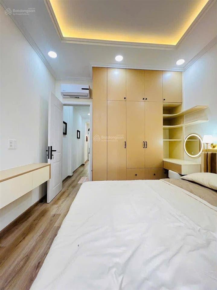 Cần bán gấp nhà đường cô giang , quận 1 giá 3tỷ420 gần nút giao ra cầu ông lãnh, diện tích 42m2