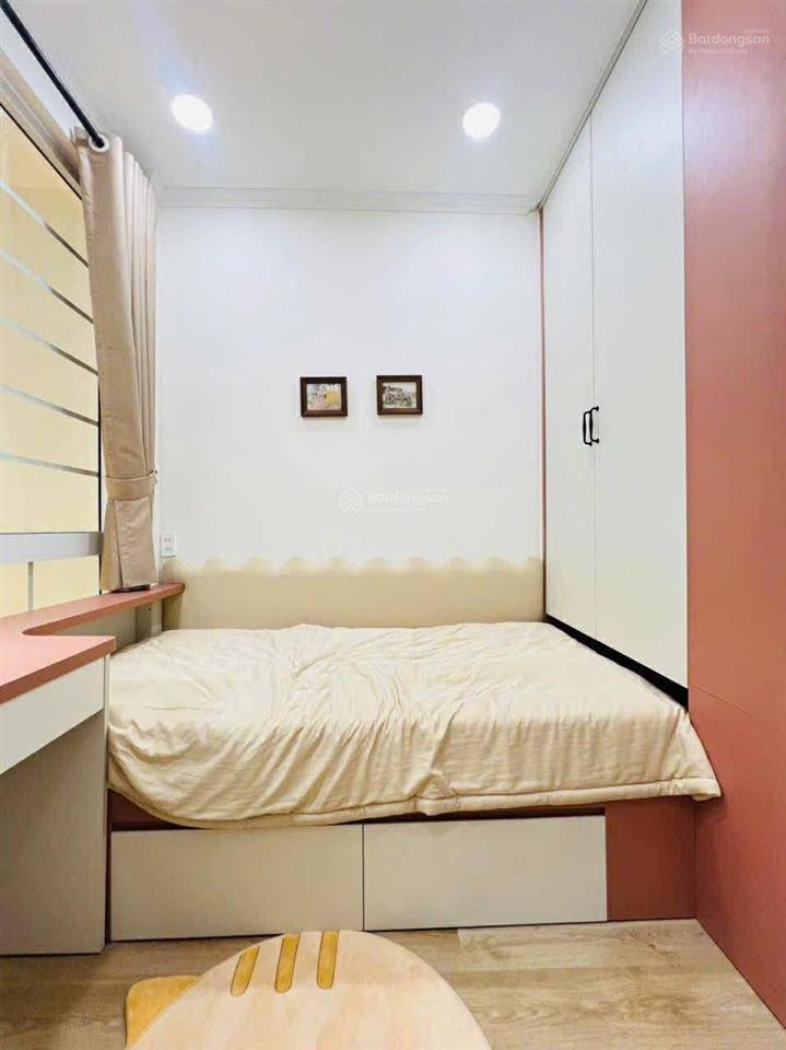 Cần bán gấp nhà đường cô giang , quận 1 giá 3tỷ420 gần nút giao ra cầu ông lãnh, diện tích 42m2