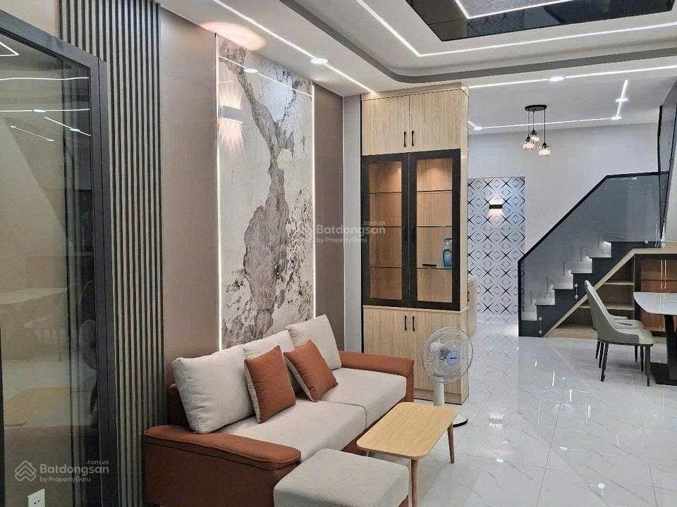 Cần bán gấp nhà vạn kiếp,bình thạnh,gần khu phố ẩm thực, vị trí đẹp.diện tích 52m2,sổ hồng riêng