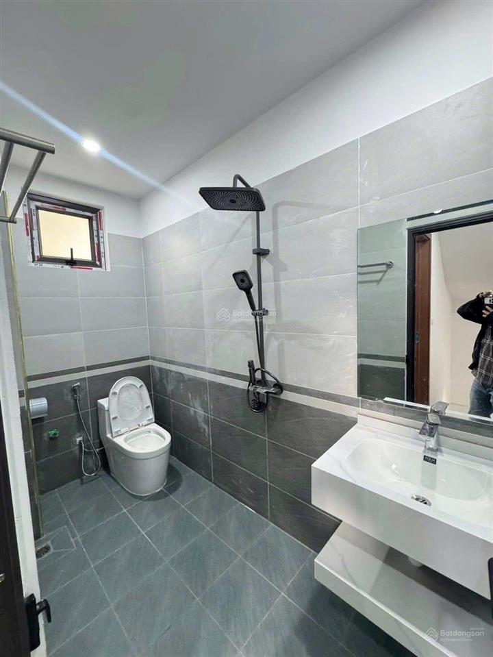 Chủ đi nước ngoài cần bán gấp nhà nguyễn thông,quận 3 .gần bệnh viện quận 3.diện tích 48m2.shr