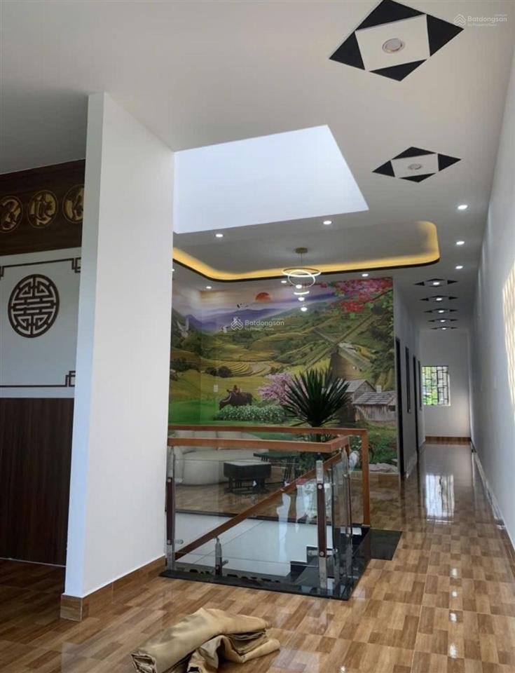 Bán gấp nhà đường nguyễn sơn hà,quận 3 ,gần bv từ dũ ,diện tích 53m2,giá 3tỷ420,sổ hồng riêng