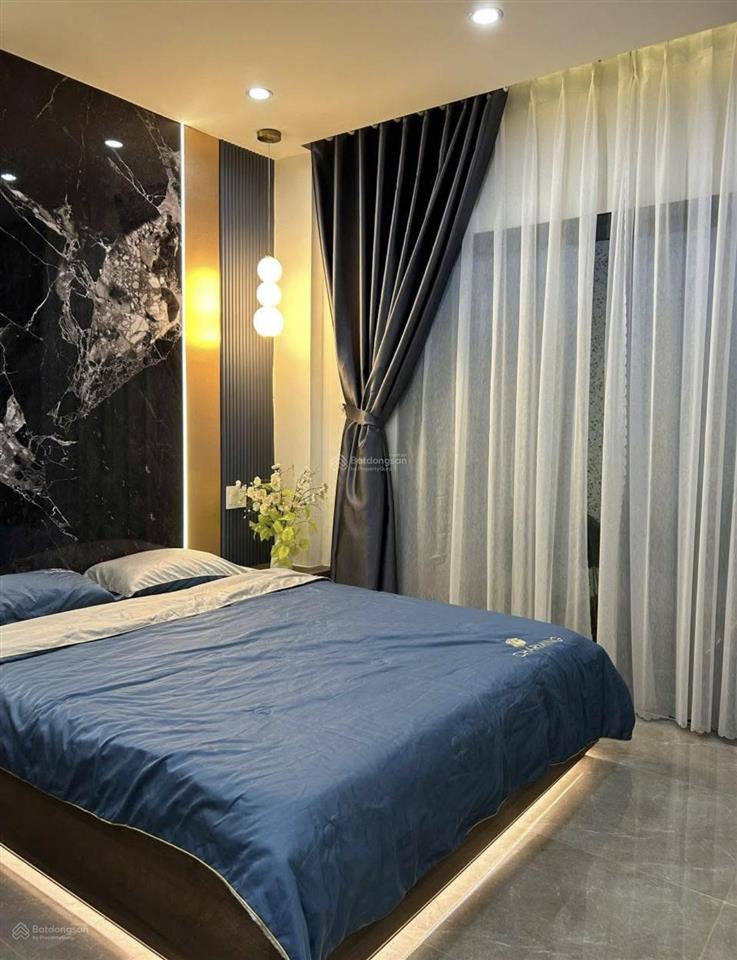Cần bán gấp nhà đường nguyễn kiệm,quận phú nhuận ,dt 47m2,gần công viên,gần bvien,giá 1tỷ750,shr