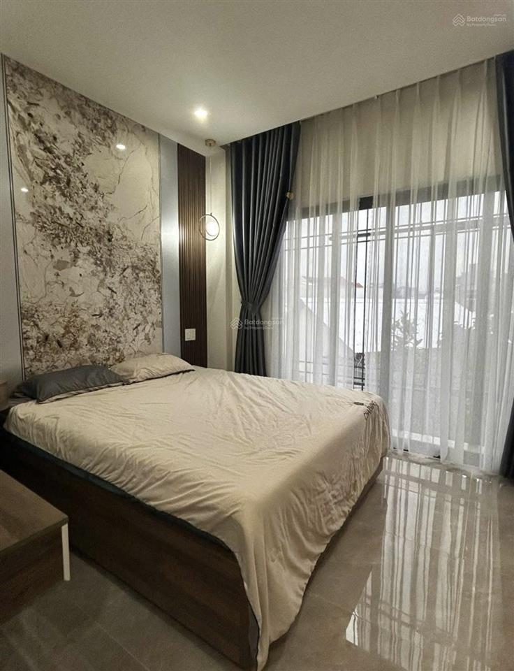 Cần bán gấp nhà đường nguyễn kiệm,quận phú nhuận ,dt 47m2,gần công viên,gần bvien,giá 1tỷ750,shr