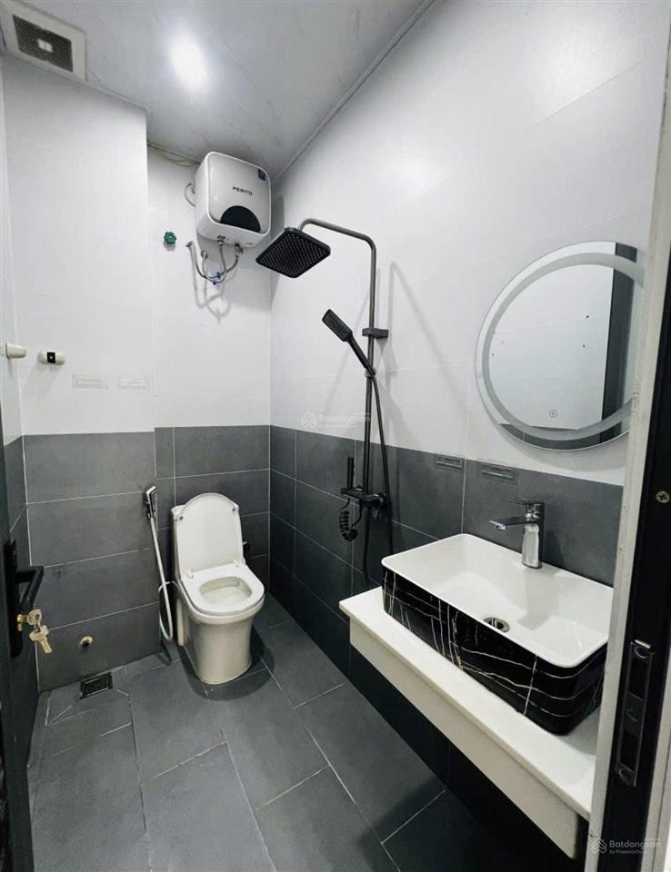 Bán gấp nhà đường chu văn an , quận bình thạnh , khu vực đông dân cư , dt 45m2,giá 1tỷ720,shr
