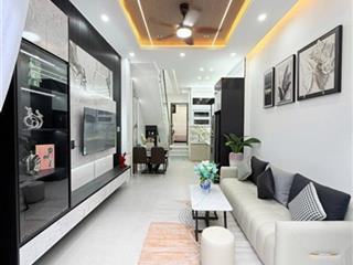 Chủ đi xa cần bán gấp nhà đường phan xích long , quận phú nhuận ,dt 46m,giá 1tỷ820,shr,kv đông dân