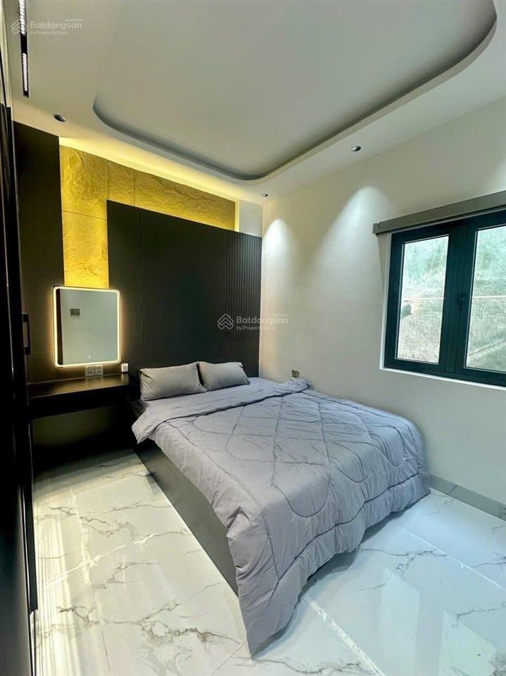 Bán gấp nhà đường phổ quang ,quận tân bình , khu vực đông dân cư , dt 52m2 ,giá 2tỷ630,shr