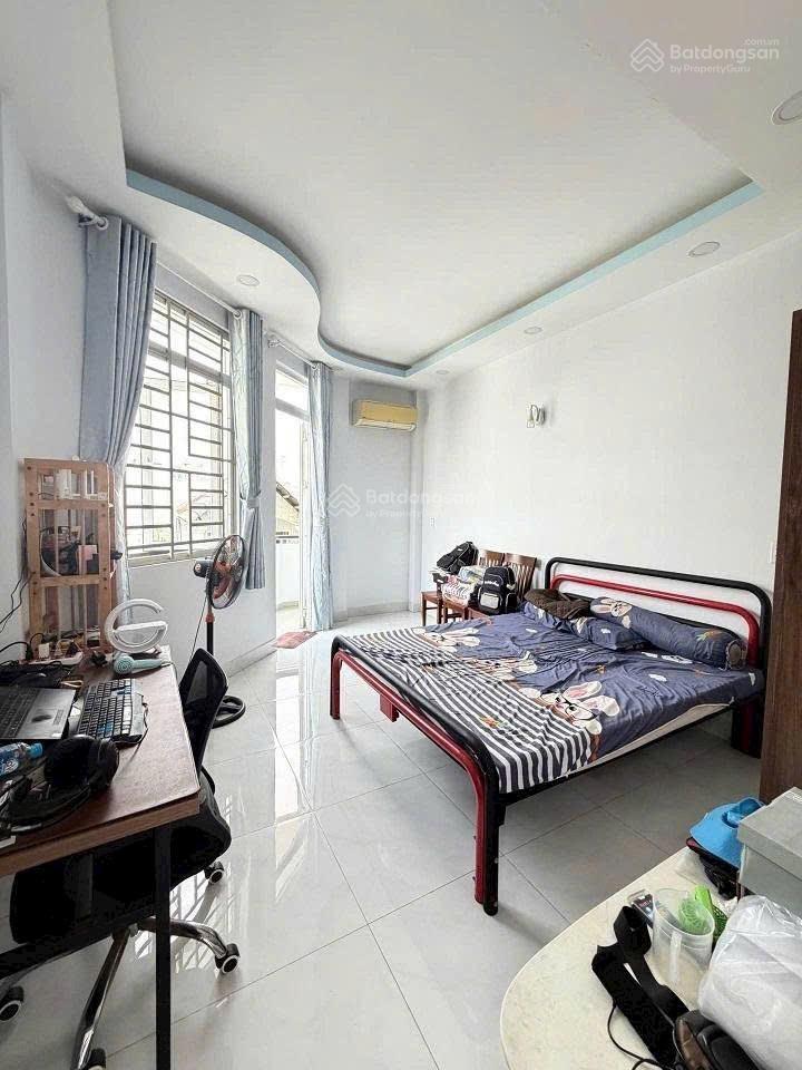 Bán gấp nhà ở gần bv mắt ,đường tú xương ,q3,diện tích 38m2,shr chỉ với 1tỷ960 sở hữu ngay