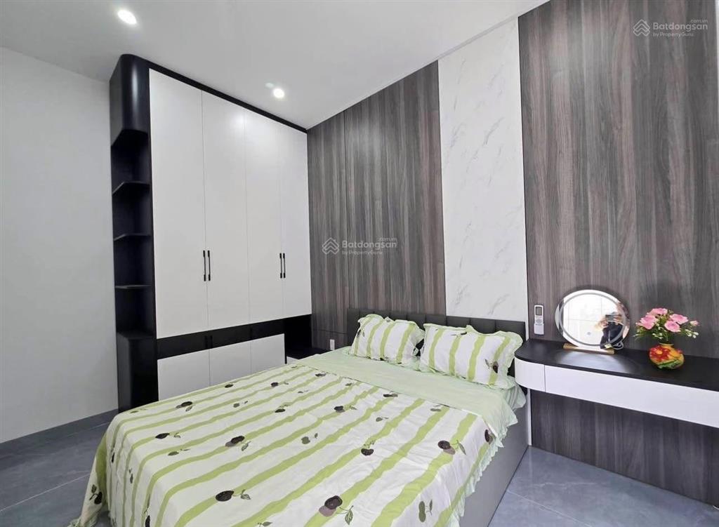 Siêu phẩm cực hot lê văn sỹ ,q3,chỉ với 2tỷ550,shrdiện tích 42m2,di chuyển về tt chỉ mất vài phút
