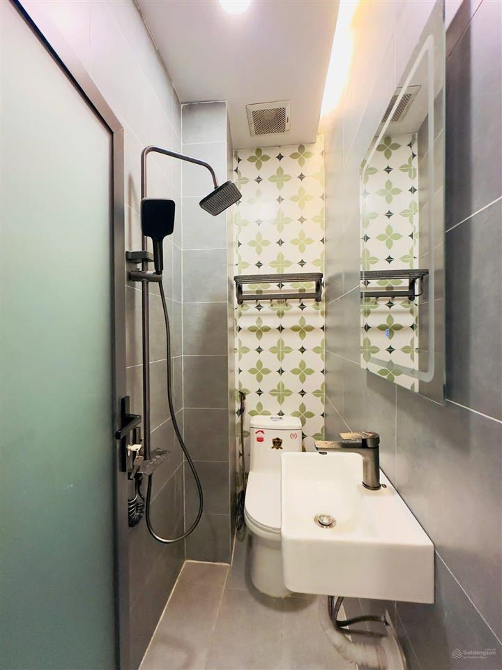 Hott hit siêu phẩm đ.huỳnh văn bánh,cách chợ phú nhuận chỉ tầm 10p.shrdiện tích 52m,giá 3tỷ150