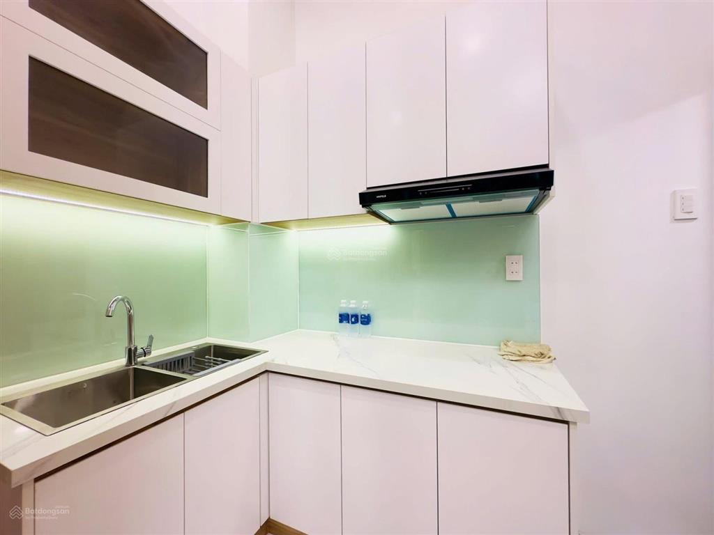 Hott hit siêu phẩm đ.huỳnh văn bánh,cách chợ phú nhuận chỉ tầm 10p.shrdiện tích 52m,giá 3tỷ150
