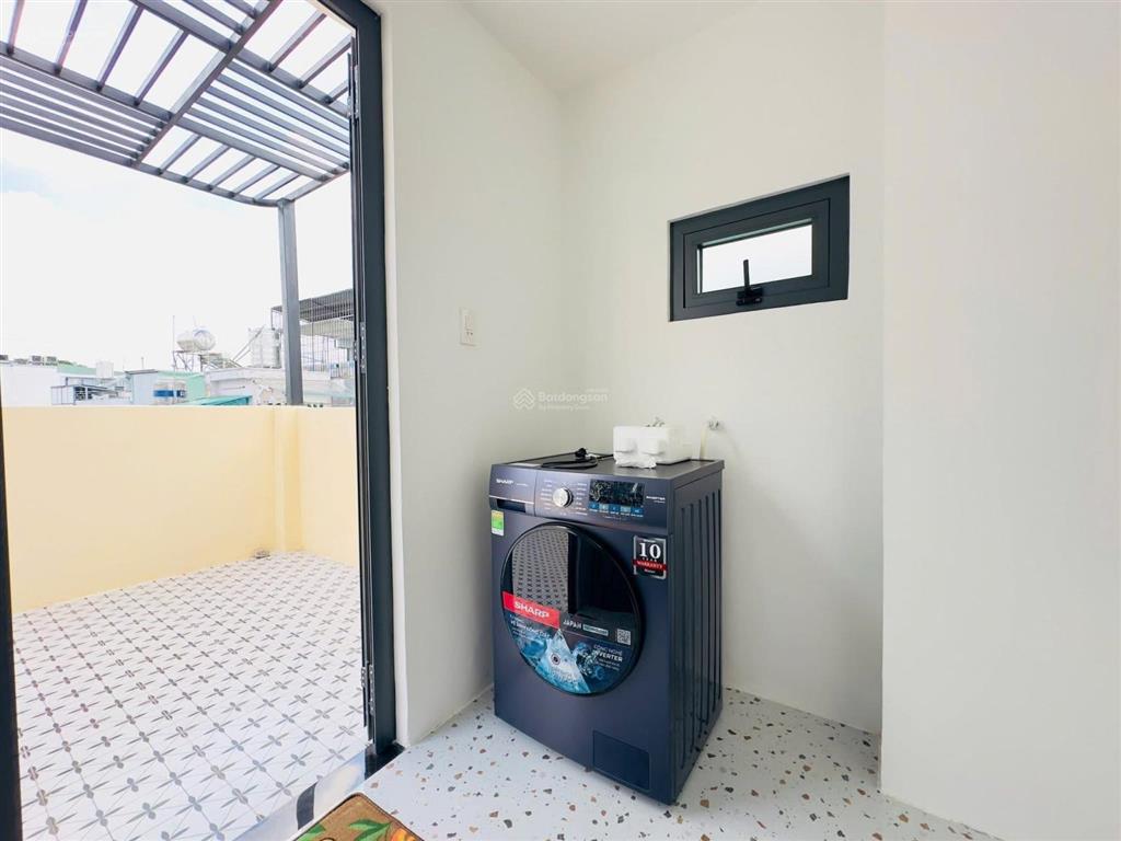 Hott hit siêu phẩm đ.huỳnh văn bánh,cách chợ phú nhuận chỉ tầm 10p.shrdiện tích 52m,giá 3tỷ150