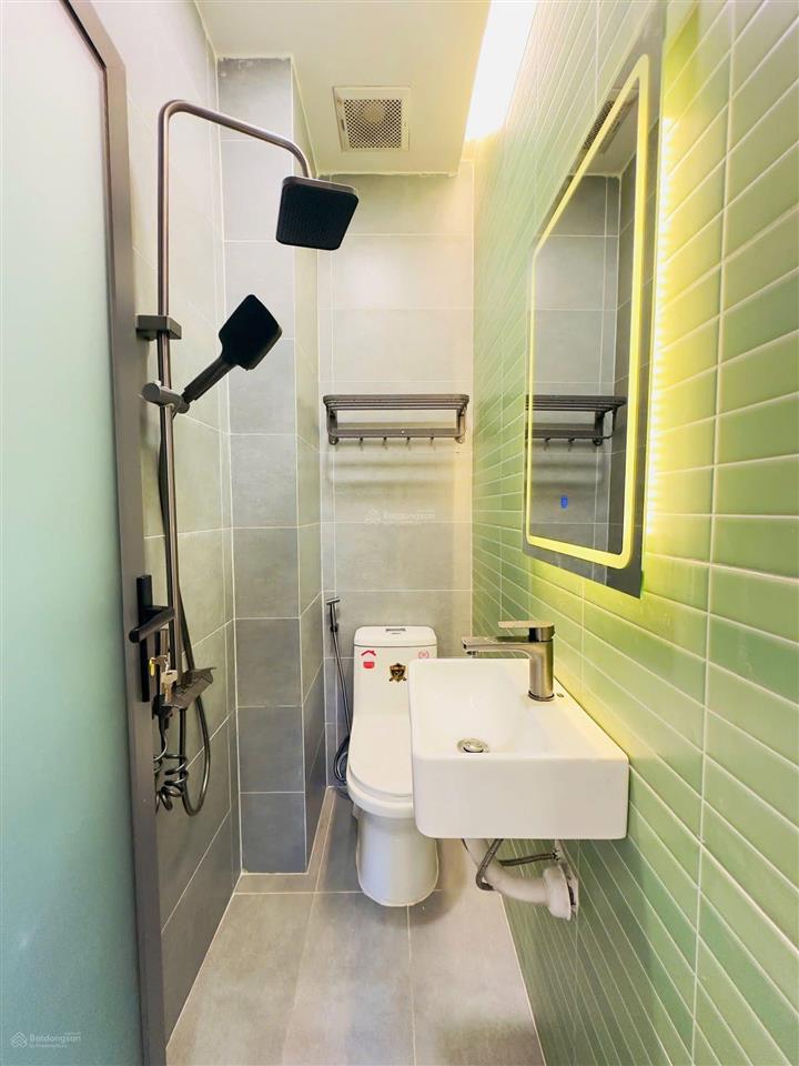 Hott hit siêu phẩm đ.huỳnh văn bánh,cách chợ phú nhuận chỉ tầm 10p.shrdiện tích 52m,giá 3tỷ150