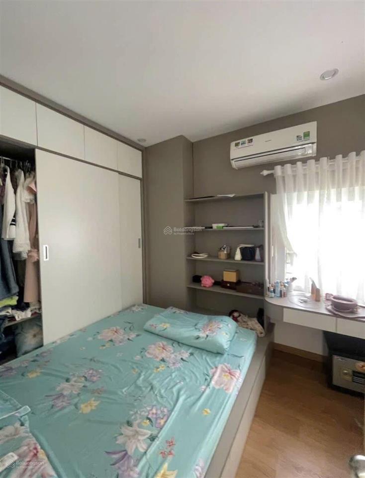 Chủ đi nước ngoài cần bán gấp nhà đ.lê văn sỹ ,q.tân bình.diện tích 43m2shr giá chỉ 1tỷ790