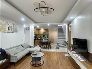 Chủ đi nước ngoài cần bán gấp nhà đ.lê văn sỹ ,q.tân bình.diện tích 43m2shr giá chỉ 1tỷ790