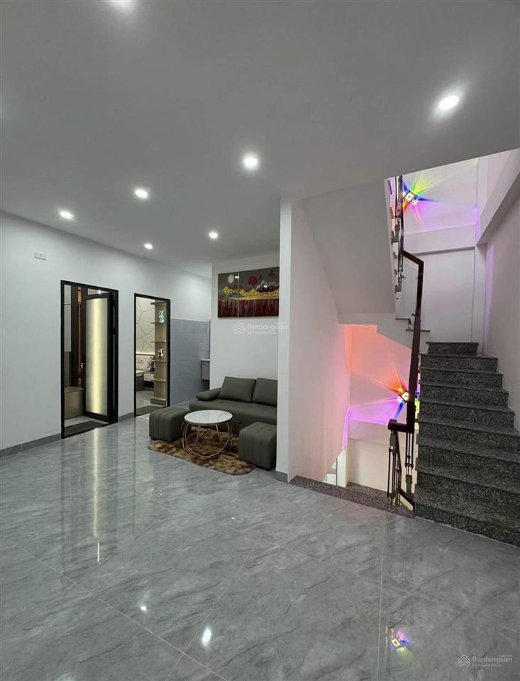 Hot hittt ở đ.điện biên phủ,quận 3 gần bv bình dân shr,diện tích 45m2 giá chỉ 2tỷ570