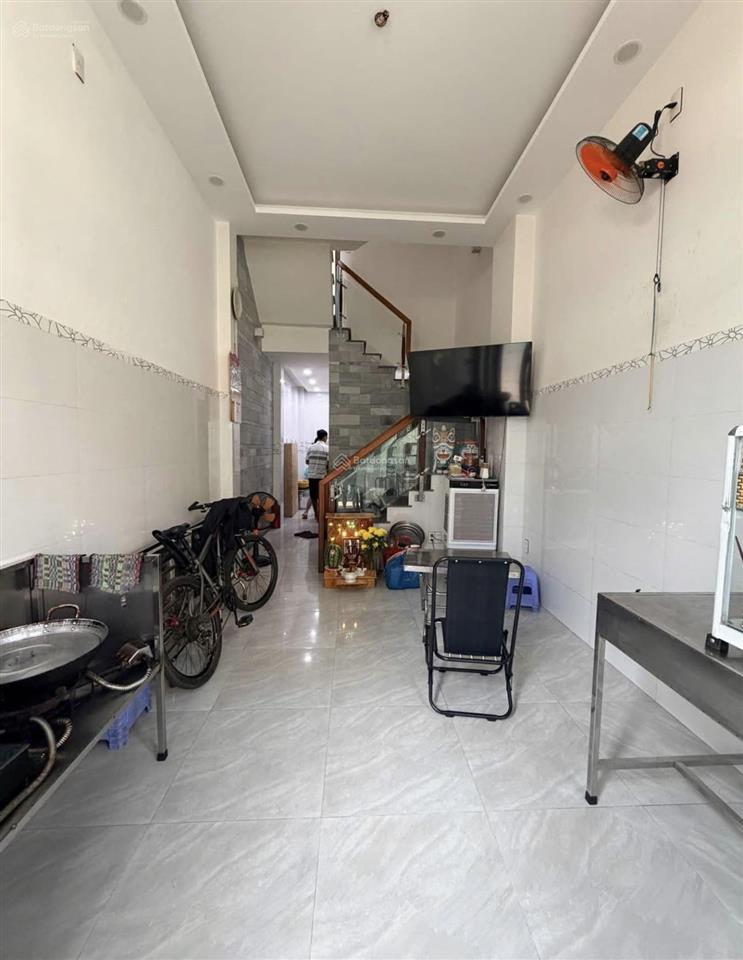 Siêu phẩm bán gấp ngay đ.hoàng saquận 3,diện tích 38m2shrgiá chỉ 2tỷ150