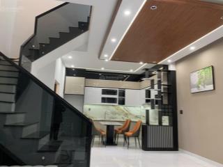 Chủ bán gấp căn nhà đường phùng văn cung, quận phú nhuận, shr, dt 53m2