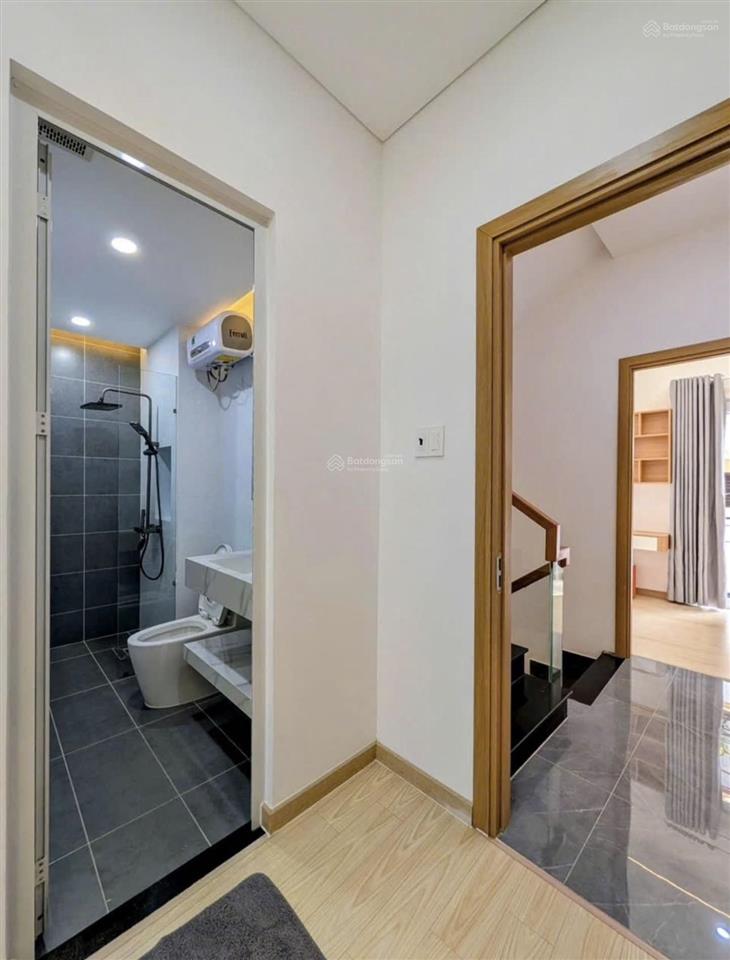 Giảm ngay 200tr cho siêu phẩm xóm chiếu, quận 4, shr, diện tích 42m2