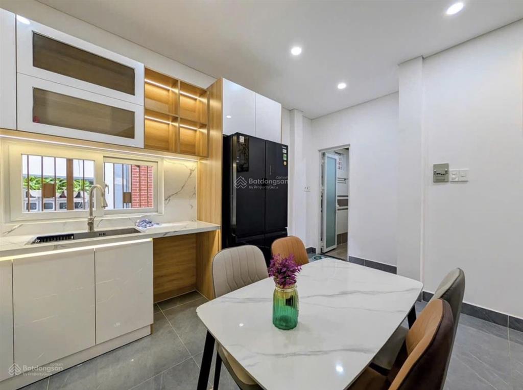 Giảm ngay 200tr cho siêu phẩm xóm chiếu, quận 4, shr, diện tích 42m2