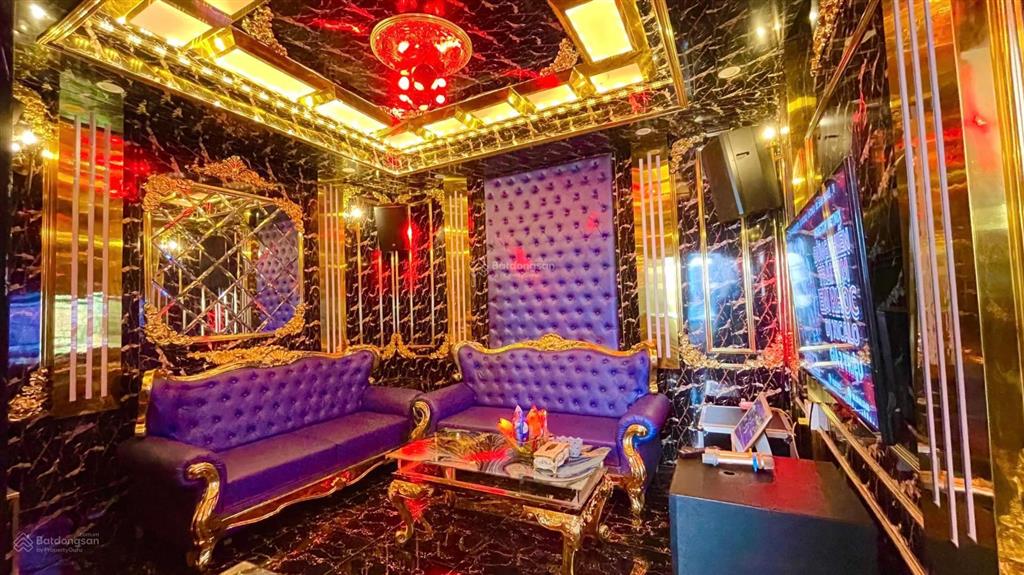 Cho thuê villa sunferia trung tâm du lịch bãi cháy, full nội thất đẹp, bàn bia, karaoke, bể bơi