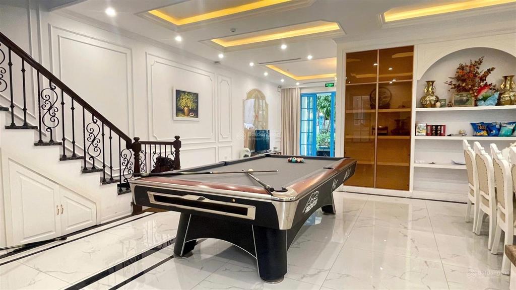 Cho thuê villa sunferia trung tâm du lịch bãi cháy, full nội thất đẹp, bàn bia, karaoke, bể bơi