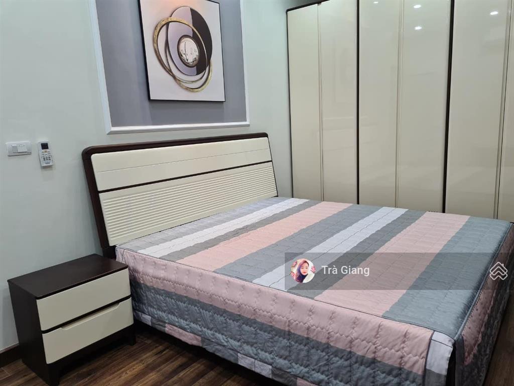 Chính chủ bán căn hộ cc thống nhất complex 82 nguyễn tuân 3n 2vs 95m2 giá 10,3 tỷ,  0846 463 ***
