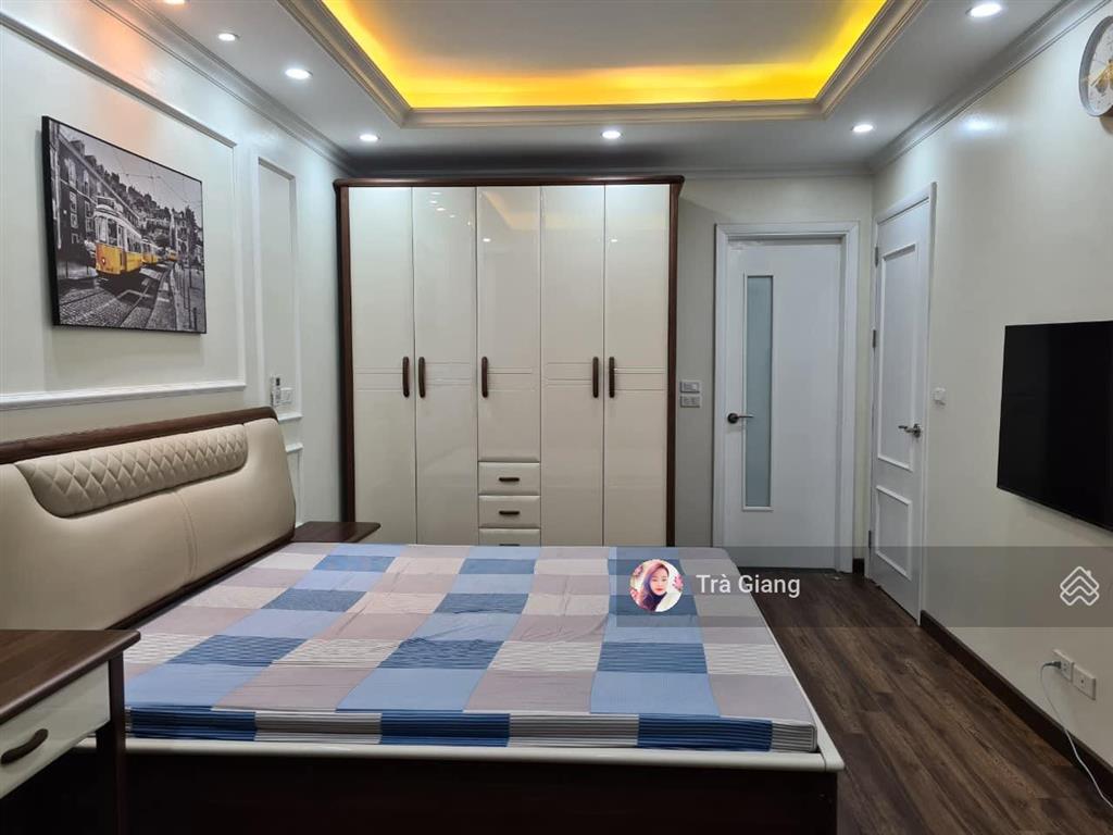Chính chủ bán căn hộ cc thống nhất complex 82 nguyễn tuân 3n 2vs 95m2 giá 10,3 tỷ,  0846 463 ***