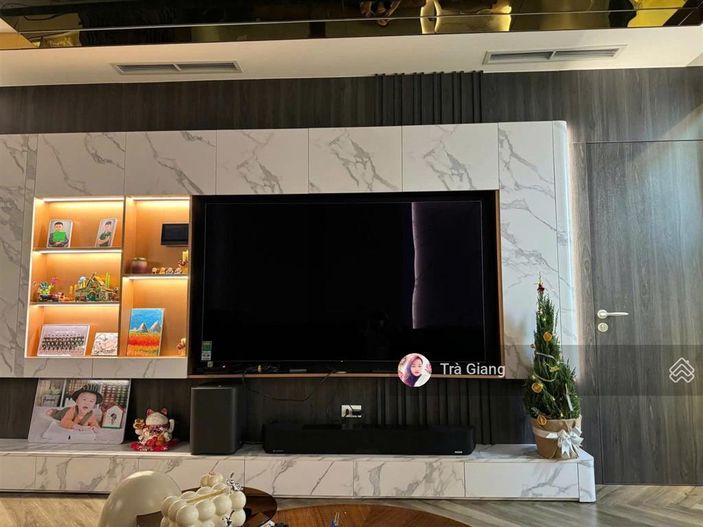 Hiếm! căn góc the legend nguyễn tuân 105m2  3n2vs, full nội thất đẹp, bc đông nam, có slot ôtô