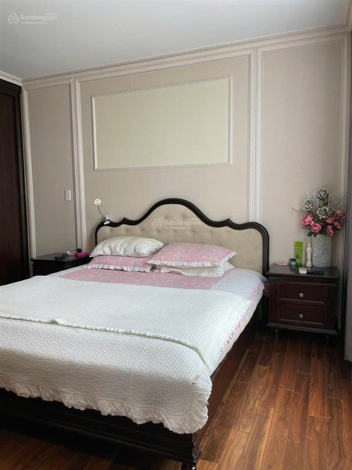 Cho thuê căn góc chung cư khải hoàn 90m2, 14 triệu, 2pn, 2wc quận 11, hcm