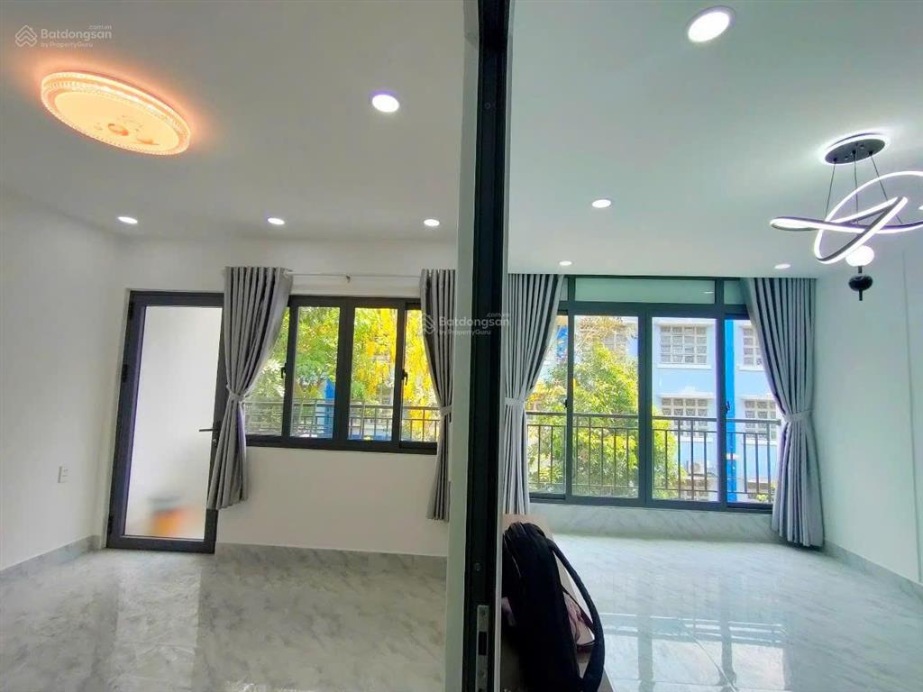 Cho thuê cc 590 cách mạng tháng tám, đối diện công viên lê thị riêng, q3, hcm