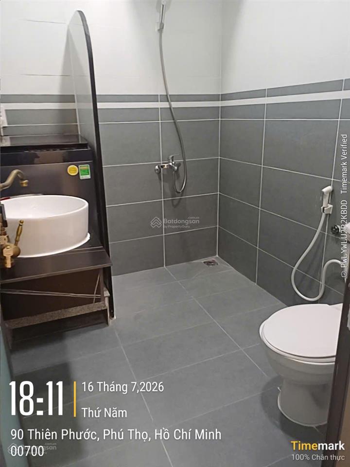 Bán chung cư 319 lý thường kiệt, 2,75 tỷ, 48m2, 2pn, 1wc, nhà mới ban công mặt tiền đường