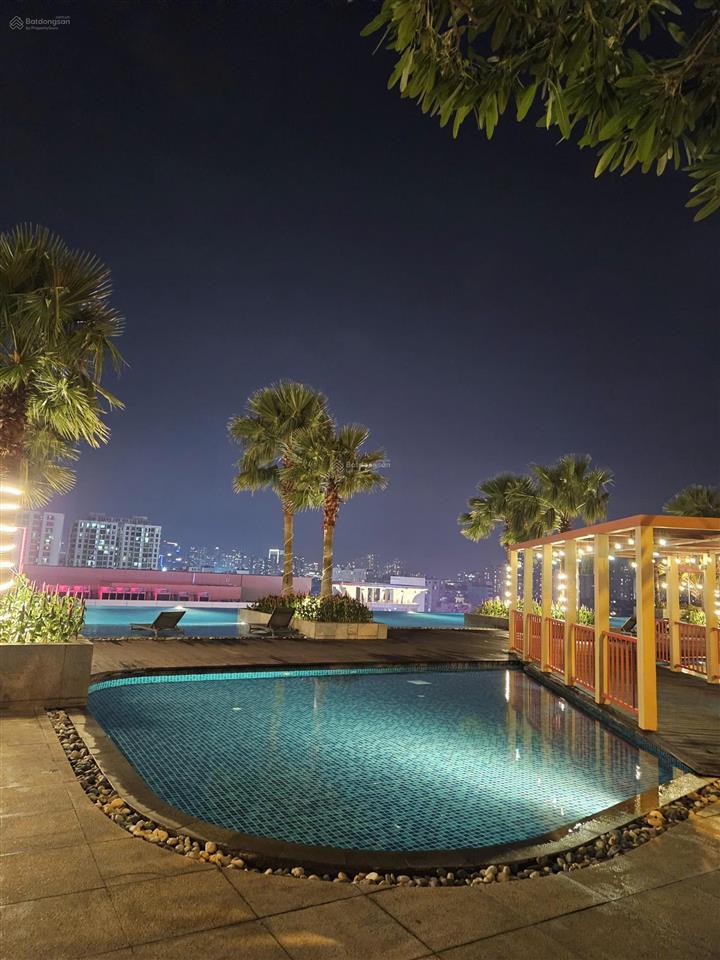 Tôi bán căn góc sunrise city view, 10 tỷ, 125m2, view lotte q7, tp.hcm