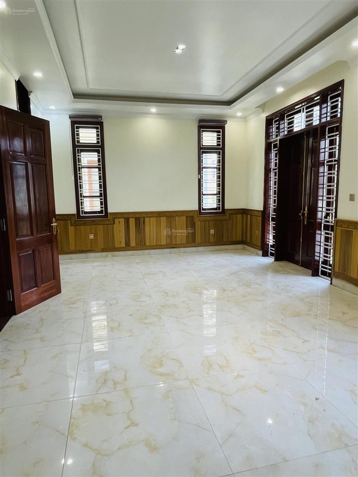Cho thuê biệt thanh liệt  gần dự án the manor 135m2, 4 tầng đầy đủ điều hòa, nhà mới sửa giá 24tr
