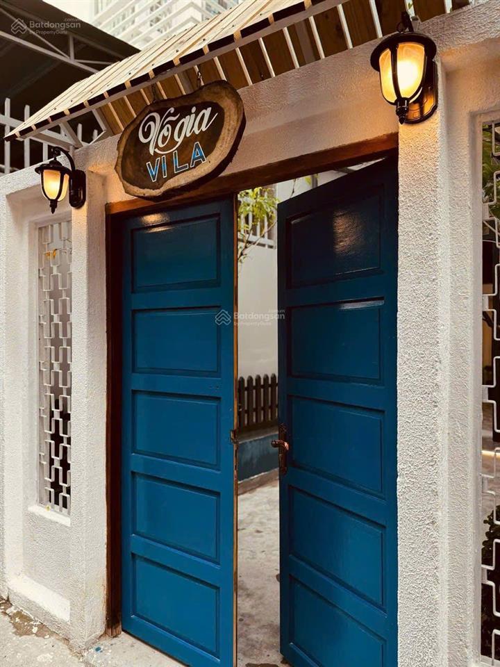 Bán nhà 2 tầng, hẻm đ. hồng bàng rộng 4m  phường nha trang  52,8m2 giá 7,5 tỷ