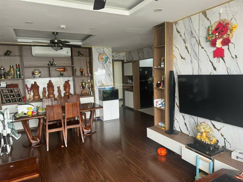 Chính chủ bán căn góc 3 ngủ 2 vệ sinh