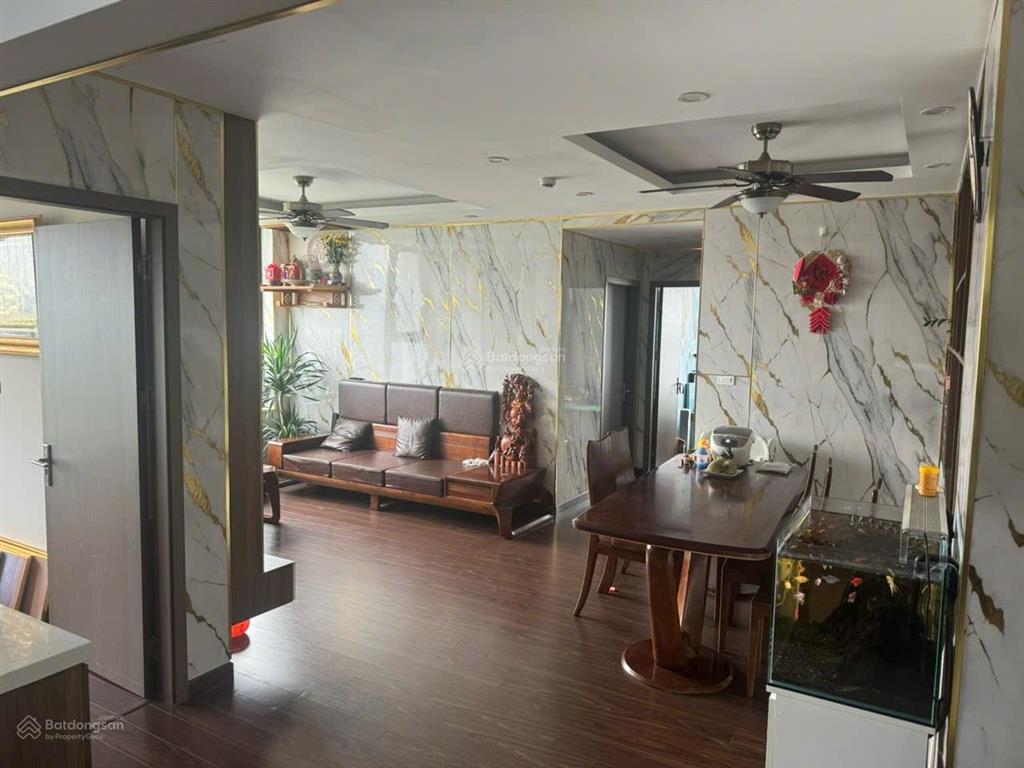 Chính chủ bán căn góc 3 ngủ 2 vệ sinh