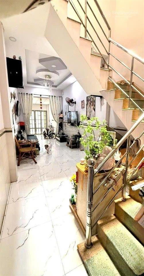Ngộp ngân hàng hẻm xe hơi thông 7pn 3 tầng không quy hoạch q7