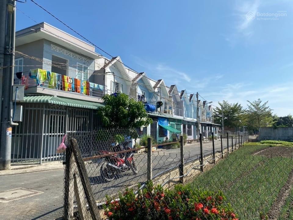Chính chủ cần bán đất5x19,5 m2 xã mỹ lộc huyện cần giuộc long an