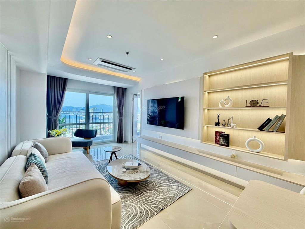 Tòa oc3  căn 3528 (tầng 35) view biển đông nam dòng tiền cho thuê ổn định,  2223triệu/ tháng