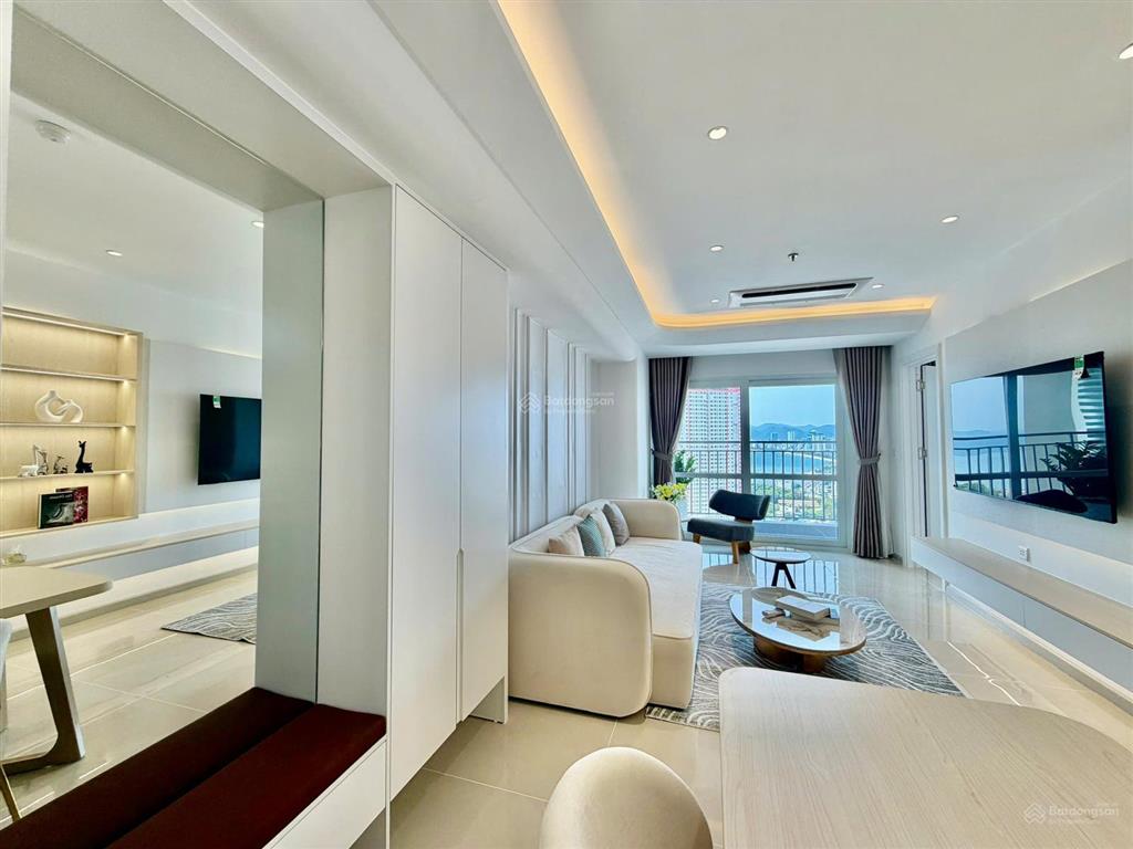 Tòa oc3  căn 3528 (tầng 35) view biển đông nam dòng tiền cho thuê ổn định,  2223triệu/ tháng
