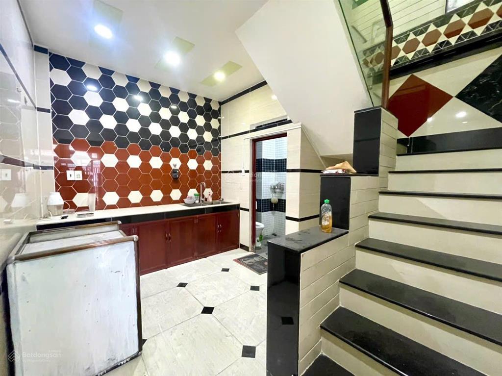 Bán nhà hẻm xe hơi, 52m2, đường trường chinh, chỉ 5 tỷ 2