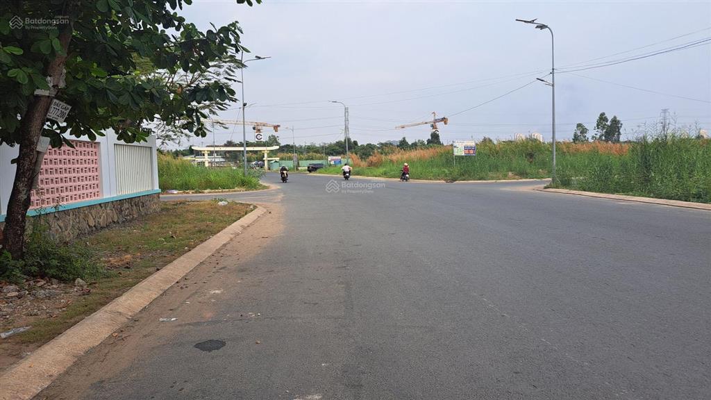 Đất kdc thái sơn 1 bqp giá chỉ 57.5 tr/m2 , 10x25 sổ hồng, xây dựng ngay