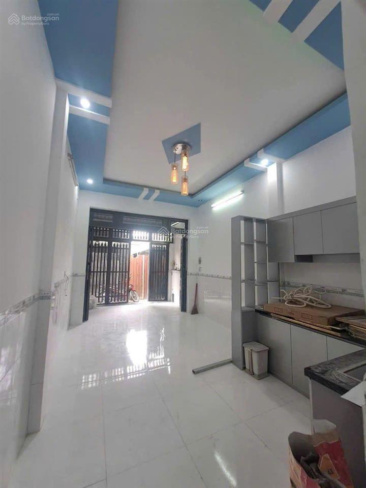 Nhà shr đông thạnh hóc môn .dt 3.5x12..nhà gác lửng đẹp ..hẻm ba gác ..giá 2t7 .gặp chủ