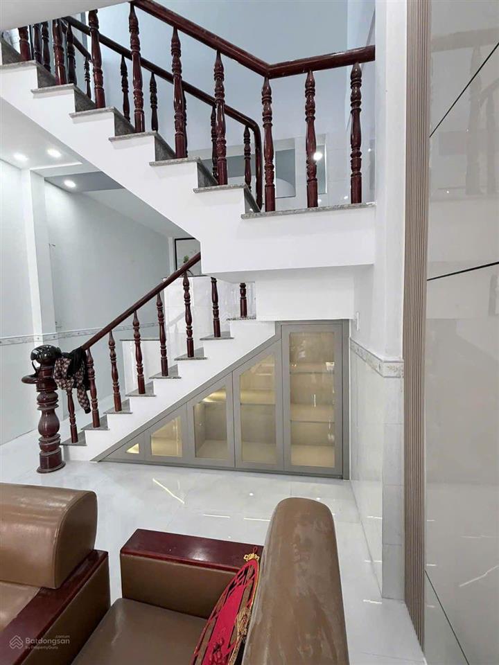 Nhà shr, p. hiệp thành (tth mới), dt 48.7m, giá 4t150, nhà gần chợ, hẻm ok.
