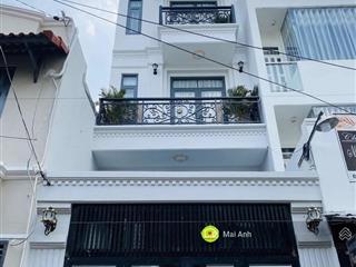 Chính chủ cần bán nhanh mt lê quốc hưng hoàng diệu, 4x20m giá 32,5 tỷ