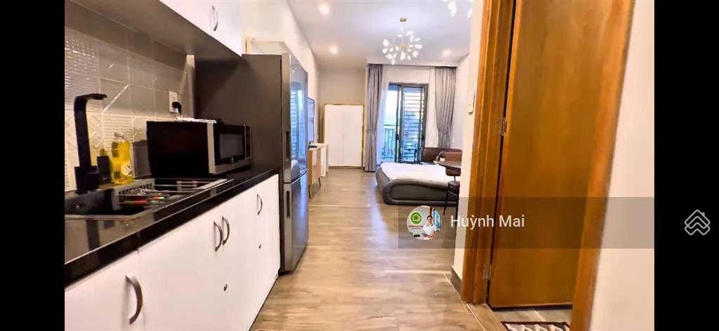 Bán gấp căn 1pn officetel rivergate diện tích lớn 40m2. nội thất cực đẹp  giá 4,2 tỷ. có ban công