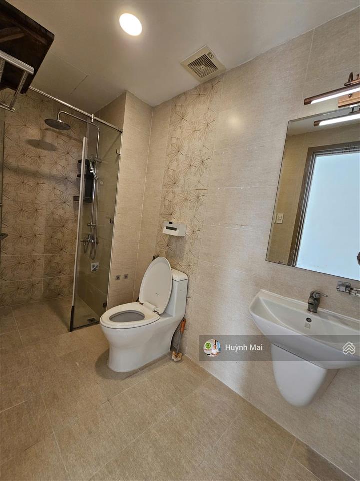 Căn 2pn riva park 80m² đáng cân nhắc. nội thất xịn, dòng tiền thuê sẵn, giá 6,4 tỷ