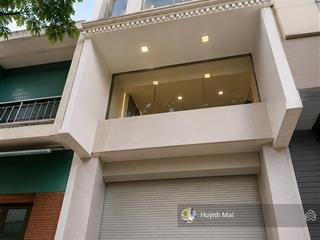 Mặt tiền kinh doanh quận 4 hiếm có  diện tích 4x20m, giá 32 tỷ
